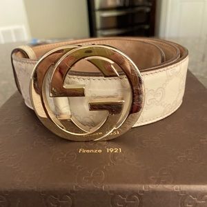 Beautiful authentic Gucci belt. In Great condition.